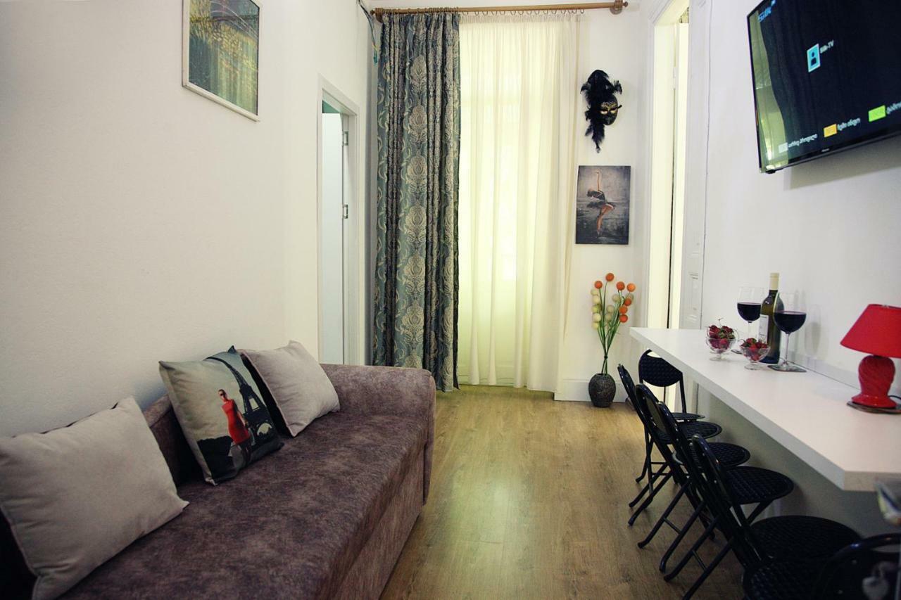 Apartament Old Yard Lejlighed Tbilisi Eksteriør billede