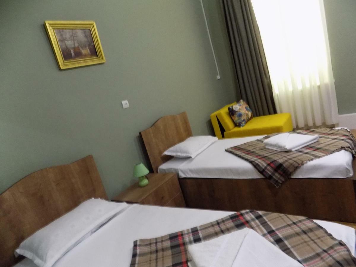 Apartament Old Yard Lejlighed Tbilisi Eksteriør billede